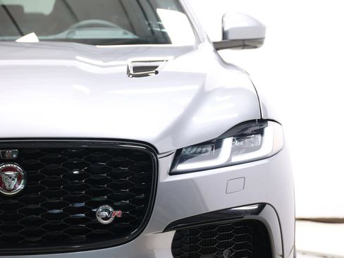 Used 2022 Jaguar F-PACE SVR AWD/4WD image 98