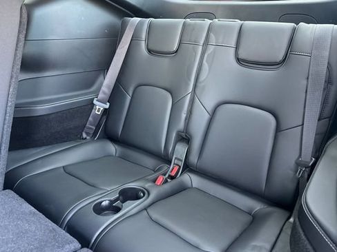 Used 2025 Tesla Model Y Long Range image 18