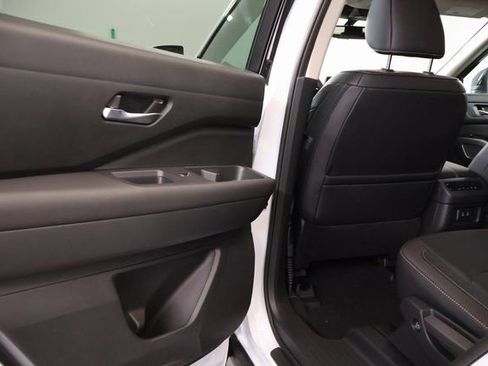 New 2026 Nissan Pathfinder SL AWD/4WD image 25