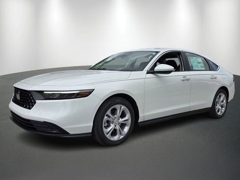 New 2026 Honda Accord LX image 3