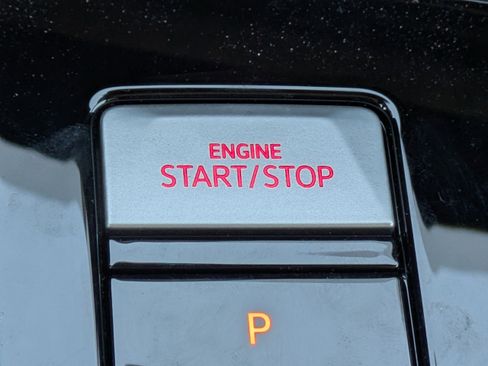 New 2025 Volkswagen GTI SE image 31