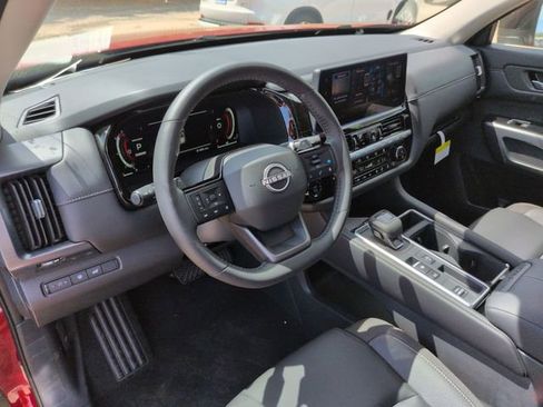 New 2026 Nissan Pathfinder SL FWD image 30