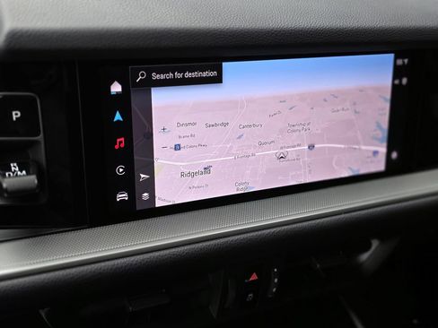 Certified 2024 Porsche Cayenne image 12