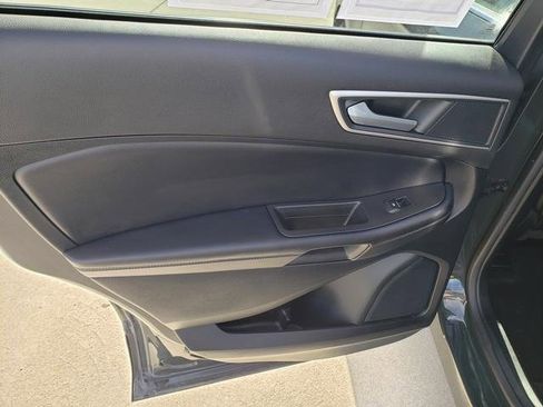 Certified 2022 Ford Edge SEL w/ Convenience Package image 17