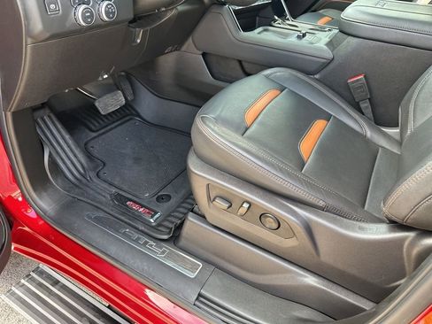 Used 2024 GMC Sierra 2500 AT4 w/ AT4 Premium Plus Package image 28