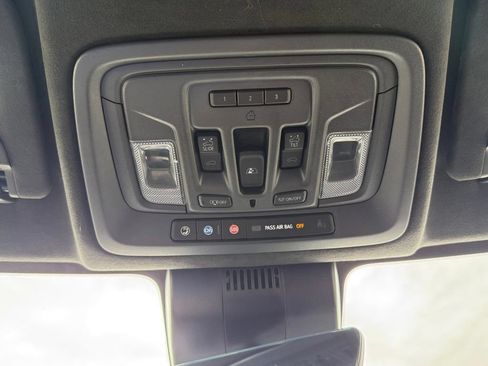 Used 2024 GMC Sierra 2500 AT4X AWD/4WD image 34
