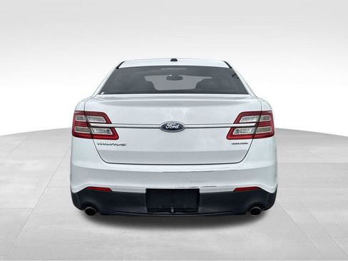 Used 2014 Ford Taurus SE FWD image 4