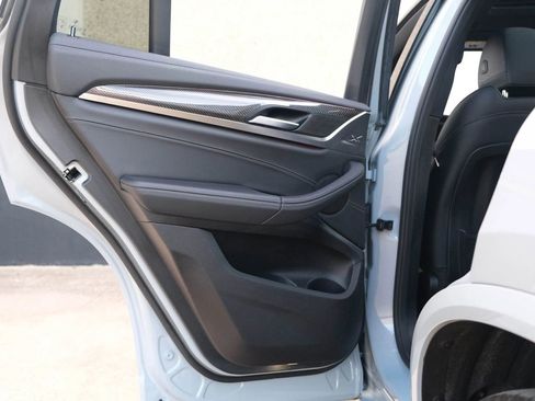 Used 2022 BMW X4 M40i image 24