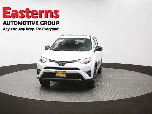 Used 2018 Toyota RAV4 SE AWD/4WD image 55