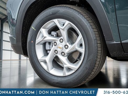New 2026 Chevrolet Trax LS w/ LS Convenience Package image 34