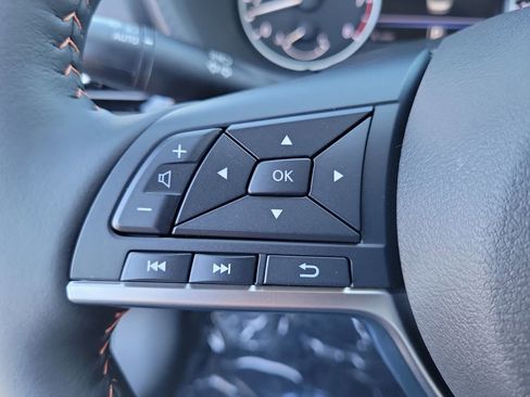 New 2025 Nissan Sentra SR w/ SR Premium Package image 9