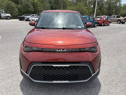 Used 2024 Kia Soul LX w/ Option Group 015 FWD image 6