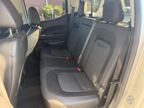 Used 2018 GMC Canyon All Terrain w/ Trailering Package AWD/4WD image 13