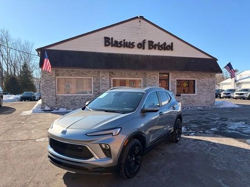 Used 2024 Buick Encore GX Sport Touring w/ Comfort Package image 1