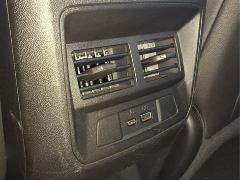 Used 2023 Chevrolet Colorado Z71 w/ Z71 Convenience Package 2 image 23