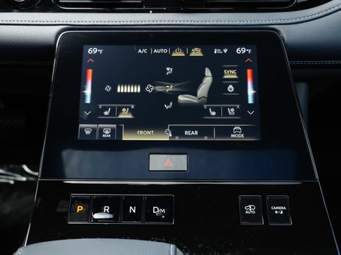Certified 2026 INFINITI QX80 4WD image 16