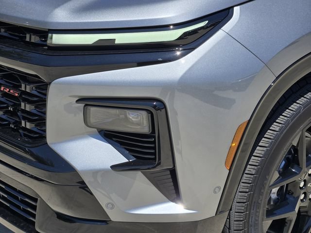 New 2026 Chevrolet Traverse RS w/ LPO, Floor Liner Package FWD image 6