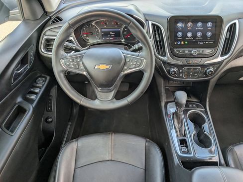 Used 2023 Chevrolet Equinox Premier FWD image 10