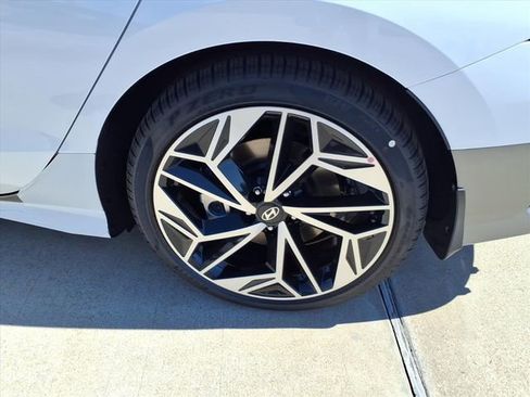 New 2025 Hyundai Ioniq 6 SEL RWD image 21