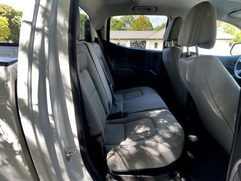 Used 2020 Chevrolet Colorado W/T w/ WT Convenience Package image 22