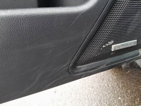 Used 2020 Subaru Outback Limited image 12