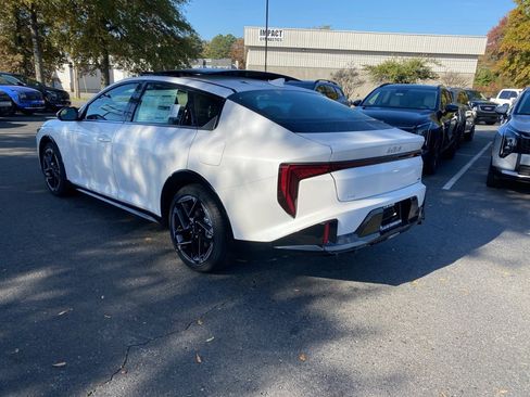 New 2025 Kia K4 GT-Line w/ GT-Line Premium Package image 5