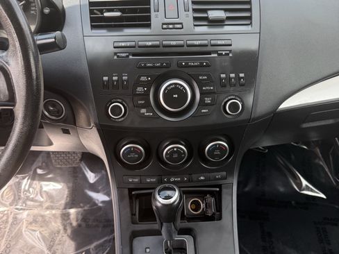 Used 2013 MAZDA MAZDA3 i Touring FWD image 15