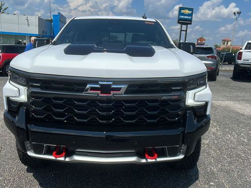 New 2025 Chevrolet Silverado 1500 ZR2 w/ Technology Package AWD/4WD image 2
