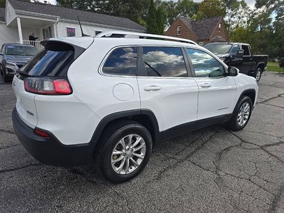 Used 2019 Jeep Cherokee Latitude w/ Cold Weather Group