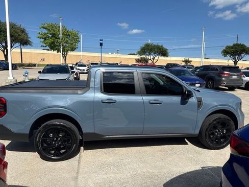 Used 2025 Ford Maverick Lariat w/ Black Appearance Package AWD/4WD image 5