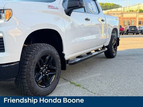 Used 2024 Chevrolet Silverado 1500 LT Trail Boss AWD/4WD image 9