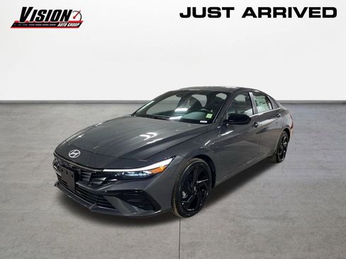 New 2026 Hyundai Elantra SEL Sport Premium FWD image 1