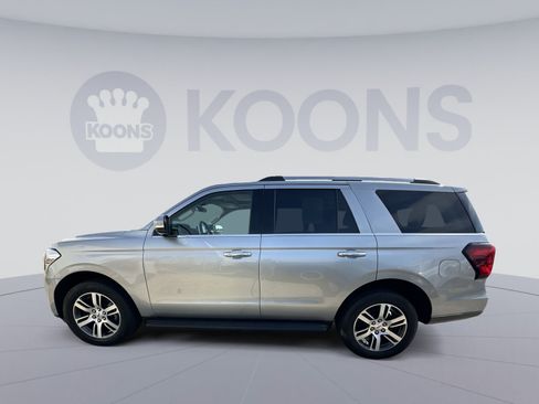 Used 2024 Ford Expedition Limited AWD/4WD image 13