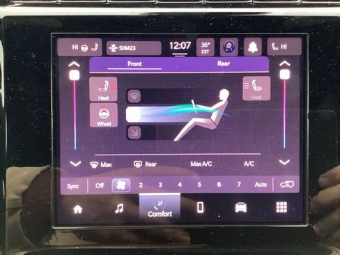 New 2025 Jeep Grand Cherokee L Altitude image 48