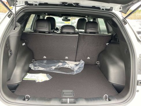 New 2026 Jeep Compass Limited image 5