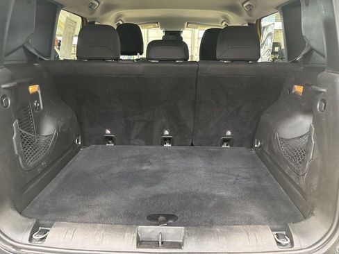 Used 2017 Jeep Renegade Latitude AWD/4WD image 17