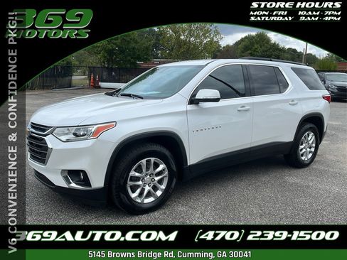 Used 2019 Chevrolet Traverse LT image 1