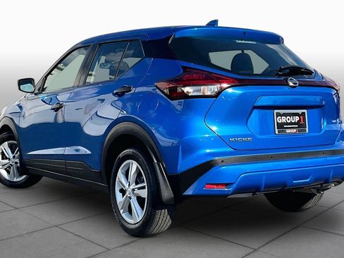 Used 2021 Nissan Kicks S FWD image 12