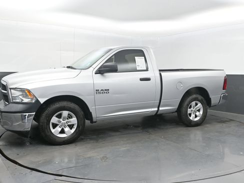 Used 2018 RAM 1500 Tradesman w/ Power & Remote Entry Group RWD image 4