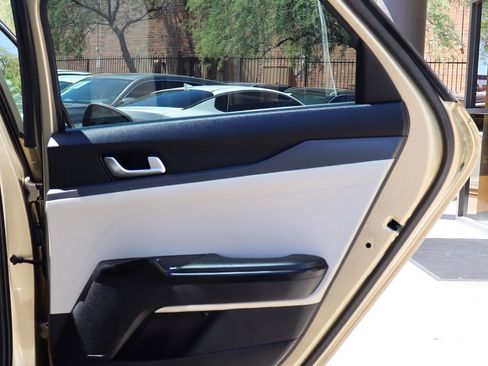 Used 2022 Kia K5 LXS image 26