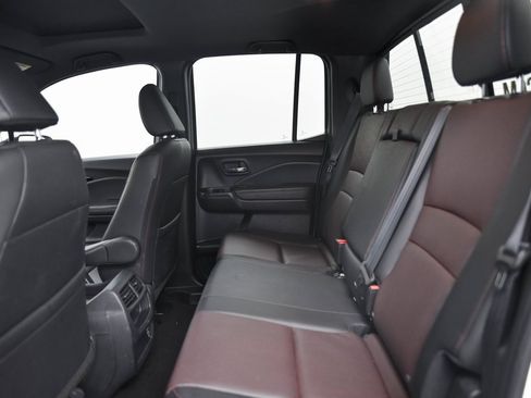 Used 2022 Honda Ridgeline Black Edition image 11