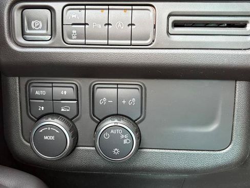 Certified 2024 Chevrolet Tahoe LT AWD/4WD image 21