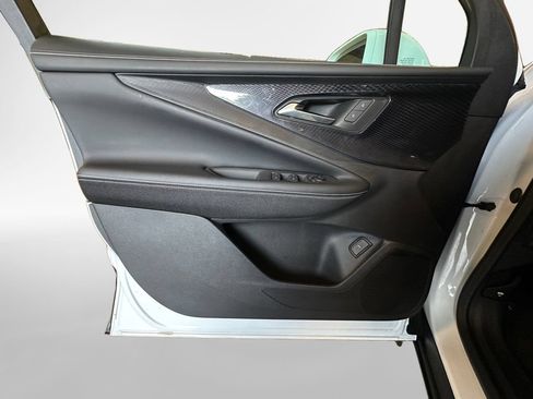 Used 2024 Chevrolet Blazer EV LT AWD/4WD image 14