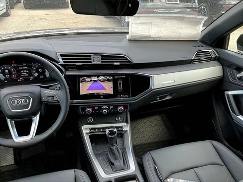 New 2025 Audi Q3 2.0T Premium image 20