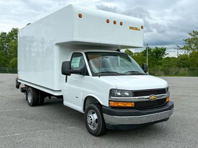New 2025 Chevrolet Express 3500 w/ Power Convenience Package