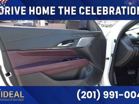 Used 2021 Cadillac CT4 V w/ Technology Package AWD/4WD image 25