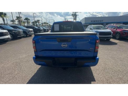 Used 2024 Nissan Frontier SL w/ Technology Package RWD image 3