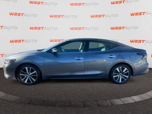 Used 2022 Nissan Maxima SV w/ Floor Mat Group image 2