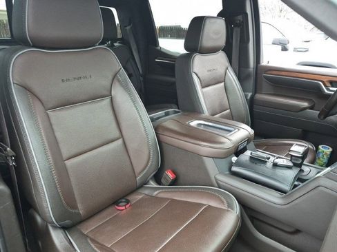 Used 2022 GMC Sierra 1500 Denali w/ Technology Package image 9