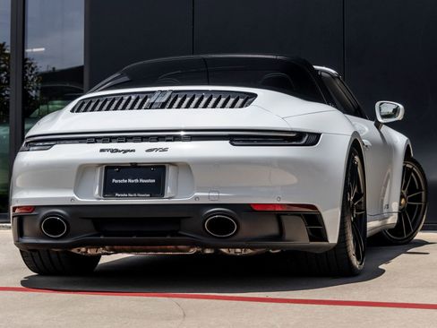 Used 2022 Porsche 911 Targa 4 GTS AWD/4WD image 11